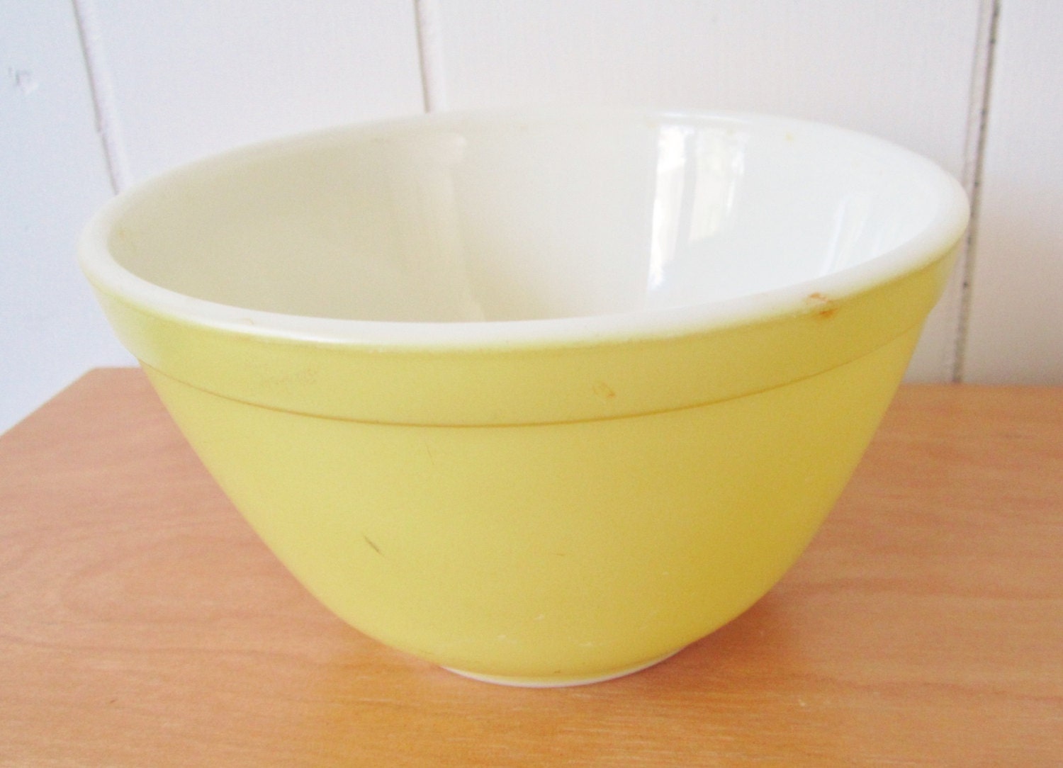 vintage yellow pyrex bowl 1 1/2 pint
