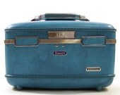 50s American Escort Carry On Travel Cosmetic Case / Blue Vinyl