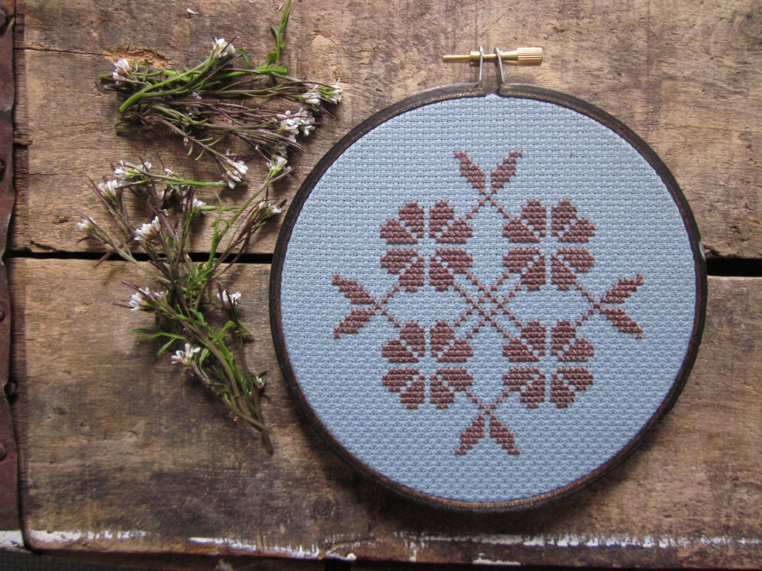 diy x-stitch kit (materials and pattern) frame-it-in-the-hoop - Calico Flowers