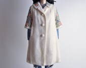 cream mohair car coat / knit embroidered flower collar and slv / s / m