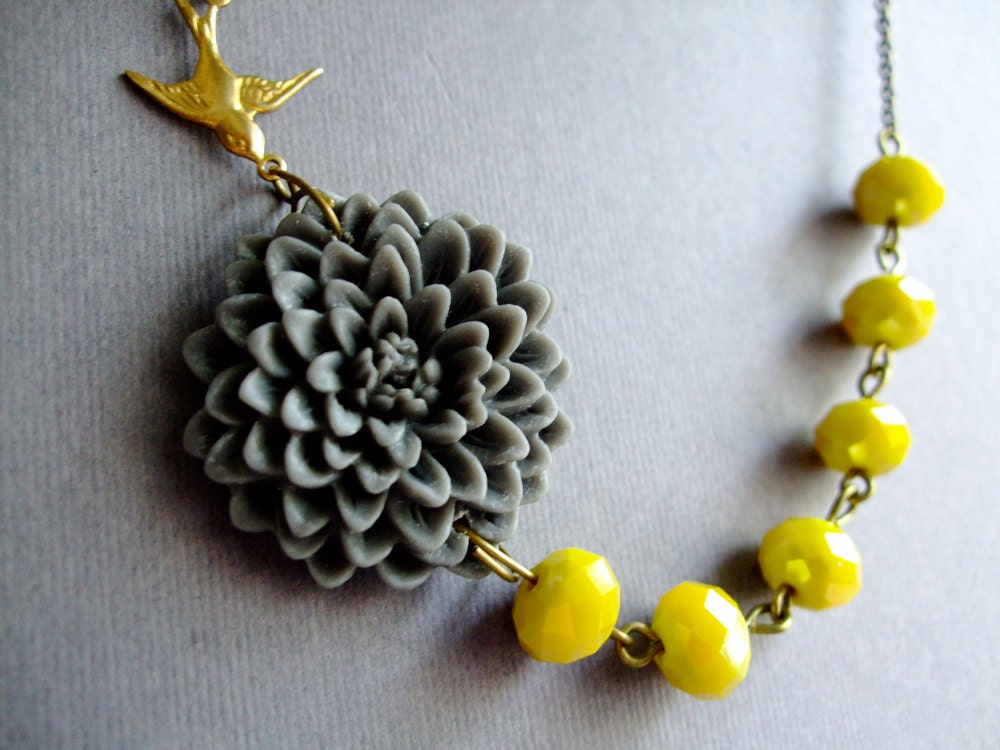 Grey Flower Necklace,Yellow Jewelry,Bridesmaid Necklace,Crystal Jewelry,Spring Jewelry,Wedding Jewelry (Free matching earrings)