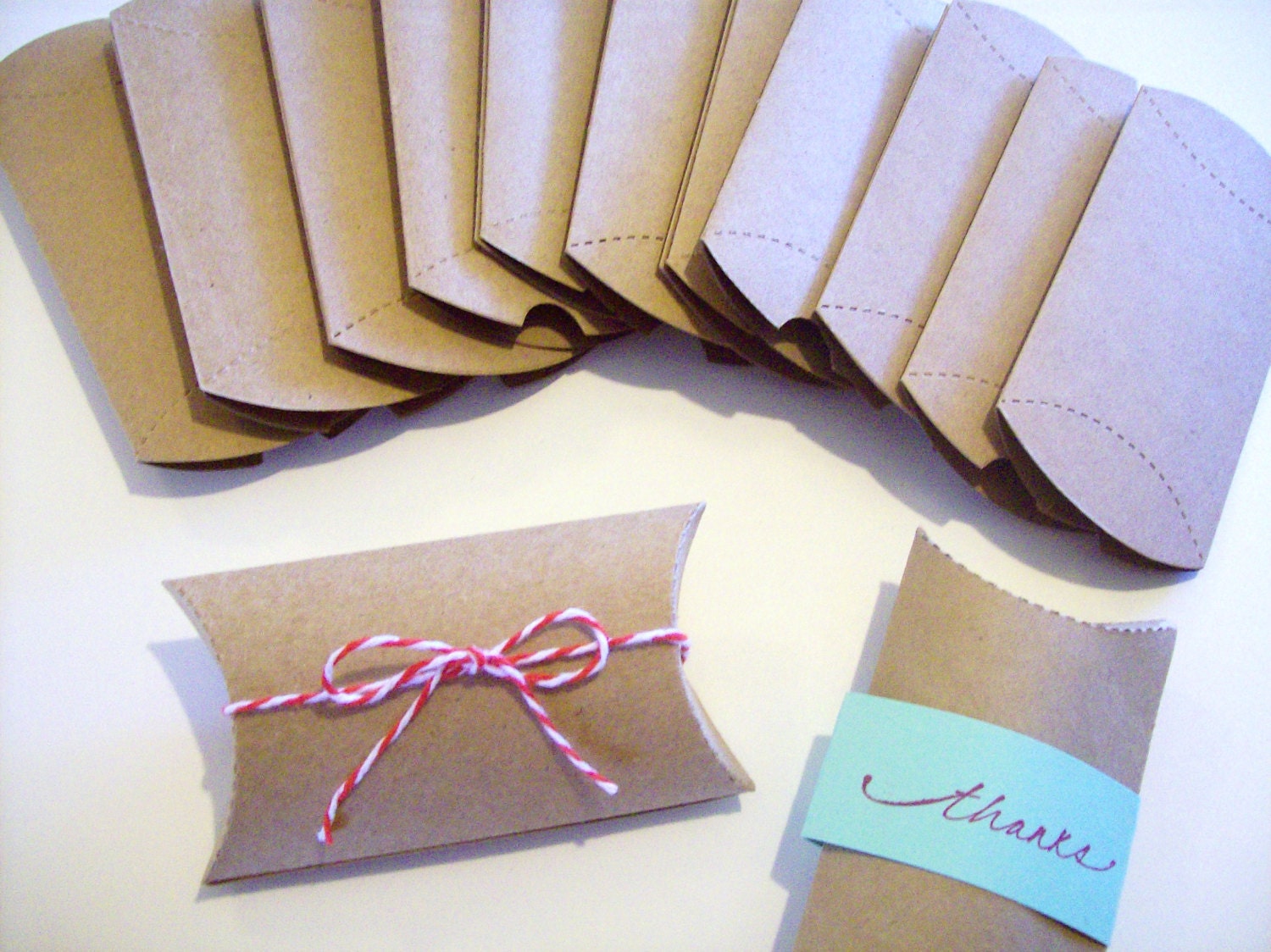 12 Kraft small pillow boxes