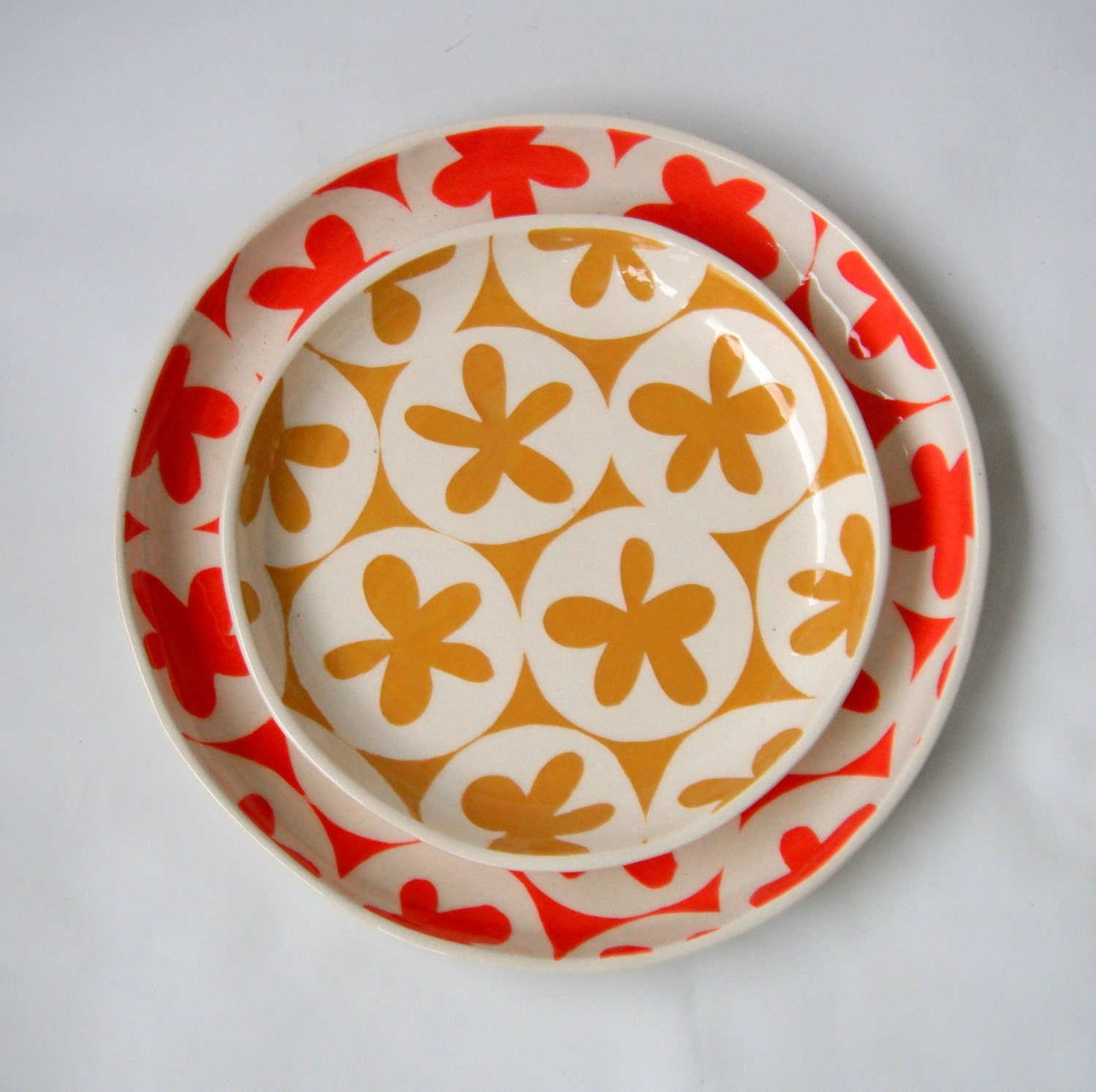 spinning flower lunch plate  turmeric yellow-ready to ship