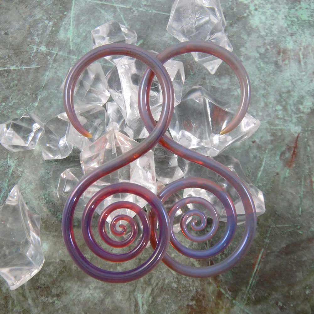 10G - Smokey Peacock - Spiral Hoops