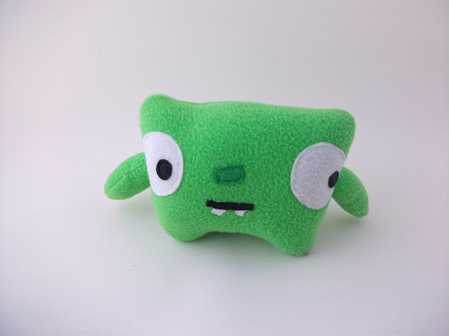 Lil' Clover Bossington the plush beaver