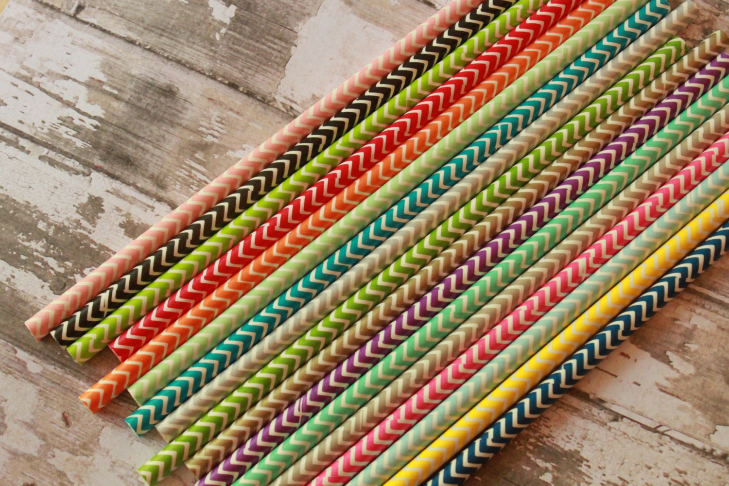 Chevron Paper Straws -- set of 20 --Choose your colors Il_570xn