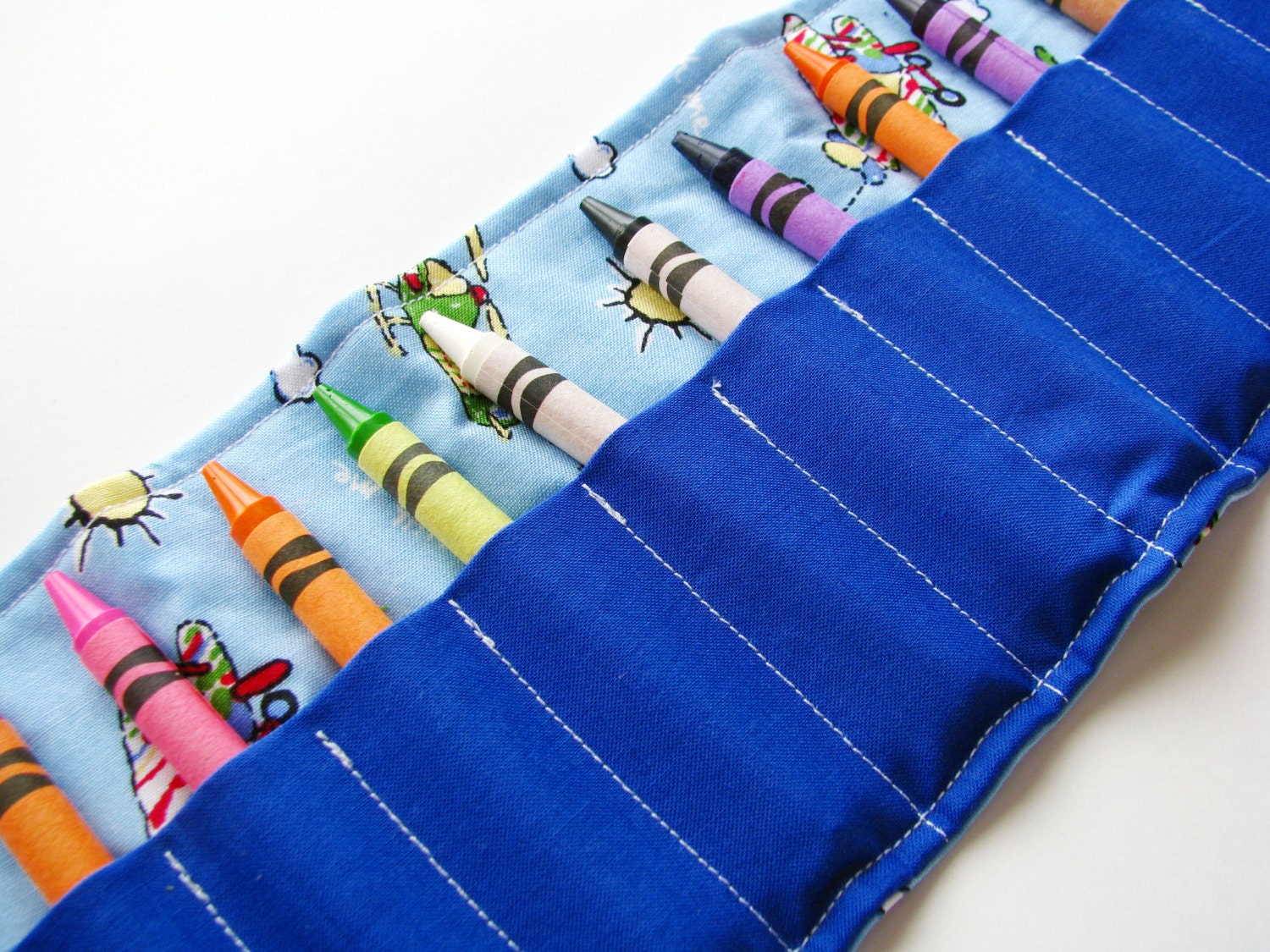 Come Fly with Me Crayon Roll--comes with 16 Crayola Crayons
