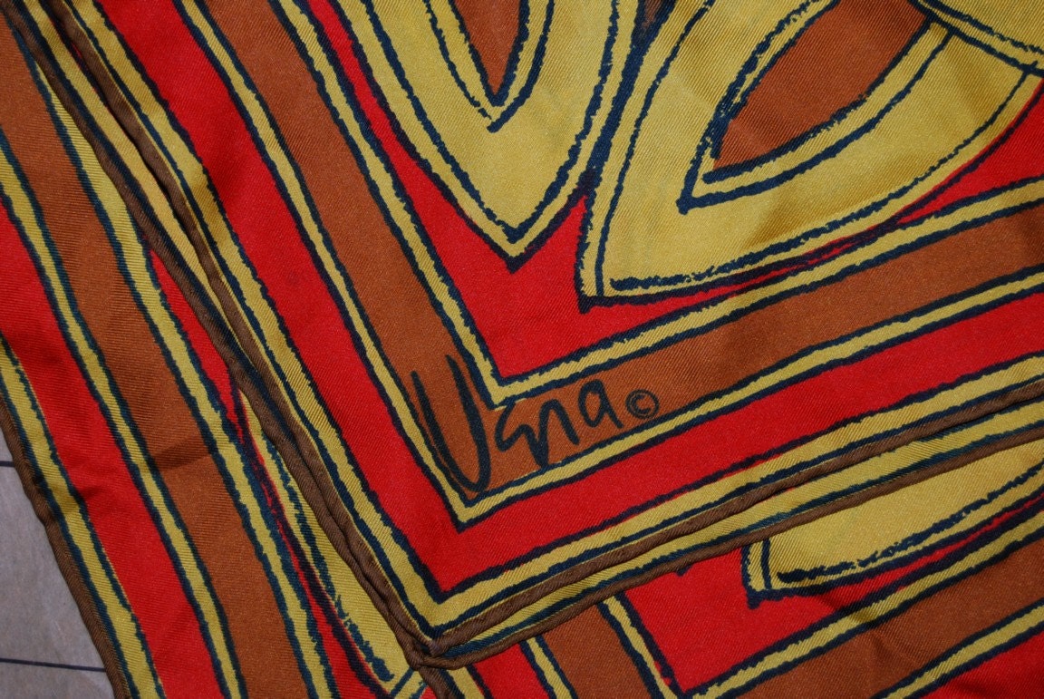 1970s VINTAGE VERA scarf orange gold rust browns