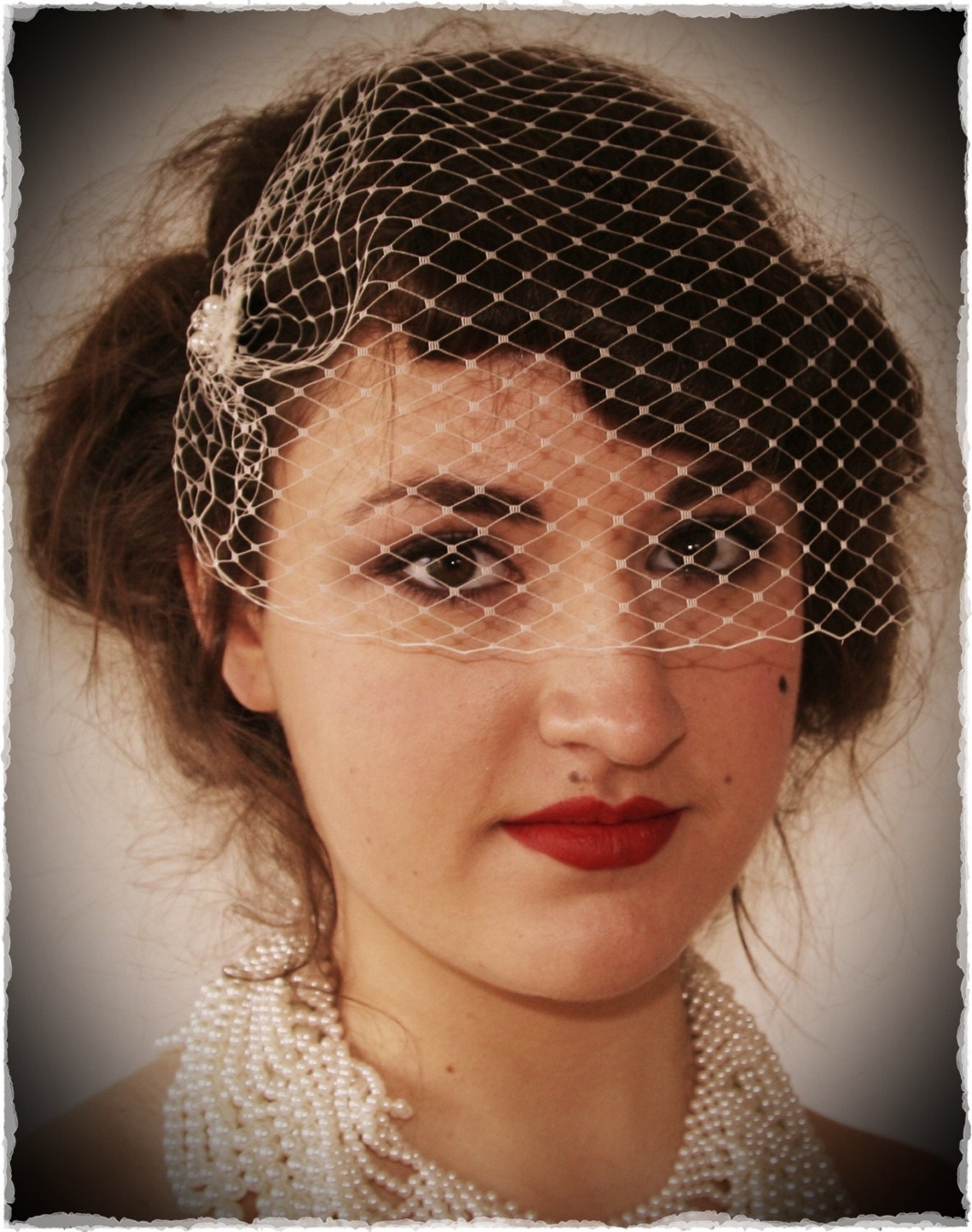 Birdcage bandeau veil