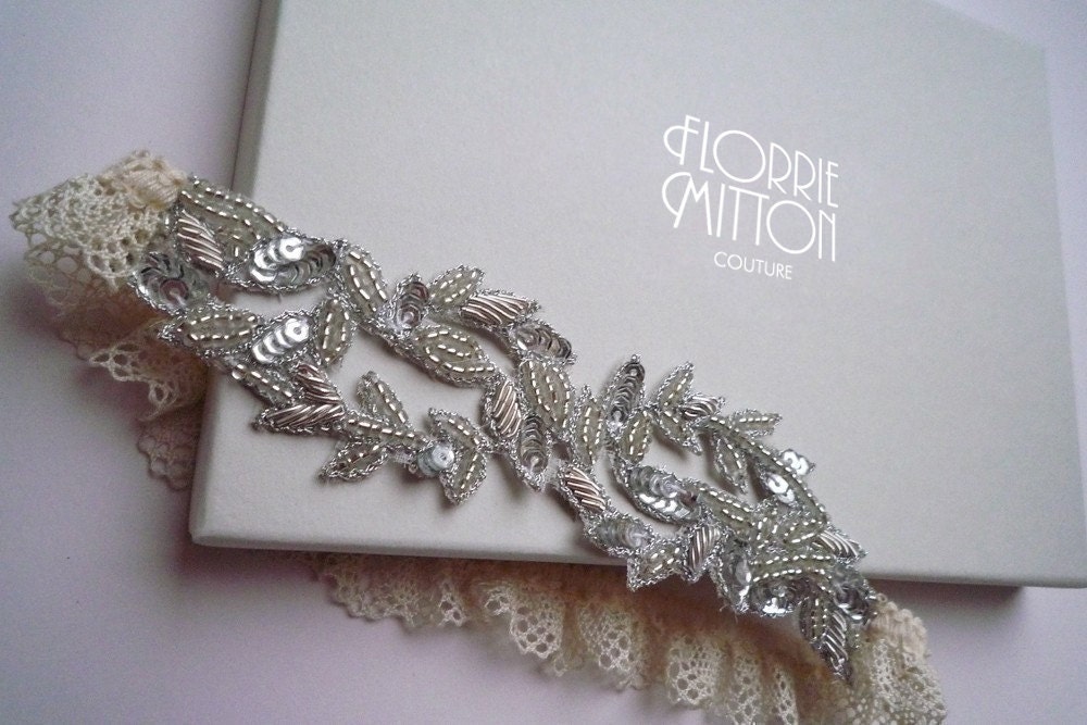 Aphrodite beaded garter