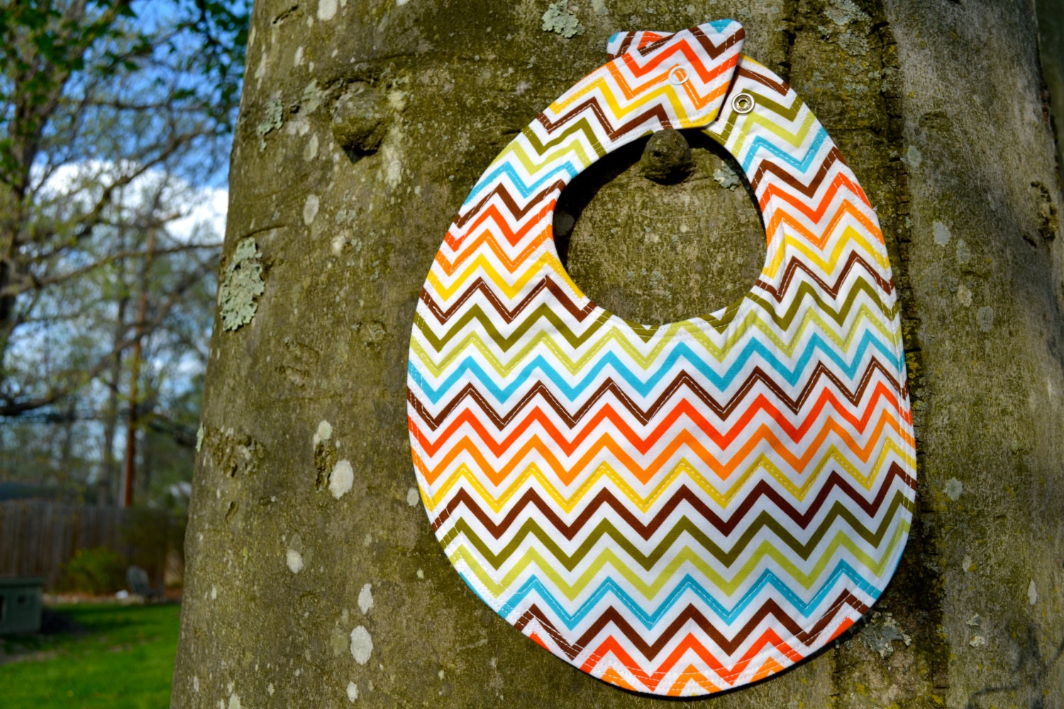 children's colorful organic bib, colorful organic chevron bib, organic cotton bib, baby bib, babies bib