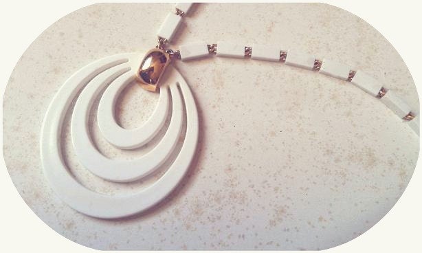 Vintage Triple Tear Drop Pendant Recangular Beaded Necklace