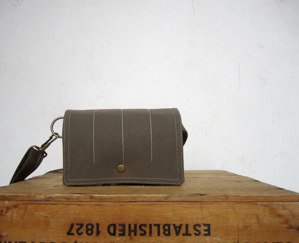 Taupe Belt Bag Fanny Pack Waist pouch mini messenger flea market purse