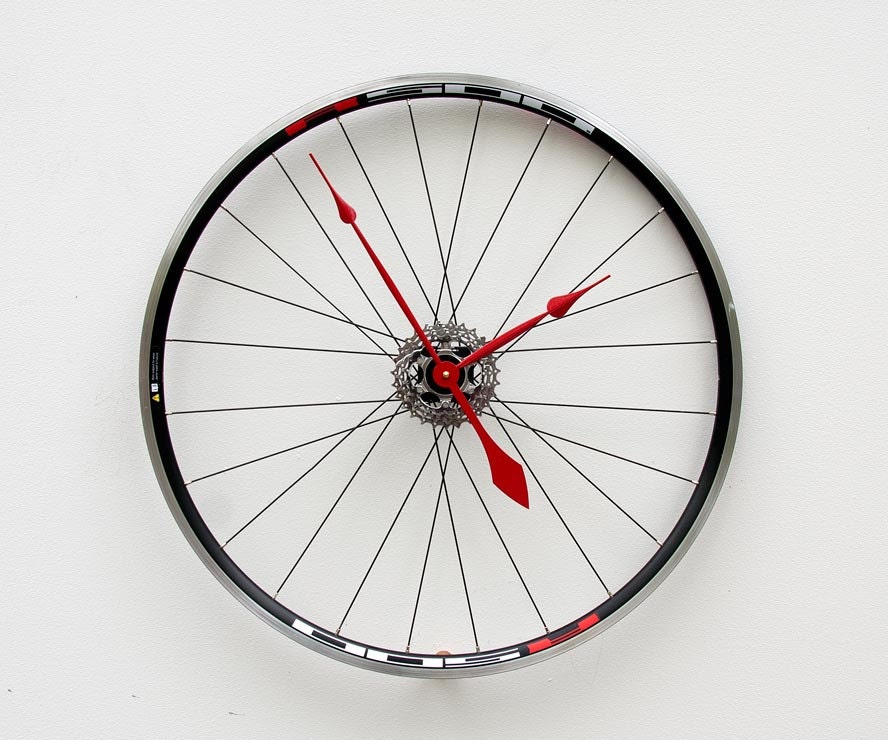 Recycled Bike Wheel clock