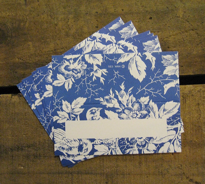 Vintage Bird & Floral Blue Die Cut Party Place Cards - Set of 16