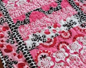 Heart Garden Strip Tablerunner