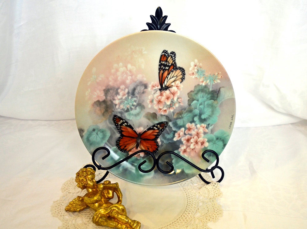 Vintage Monarch Butterflies Plate (FEATURED) Lena Liu collectibles porcelain ceramic home decor housewares bug butterfly pastel serving