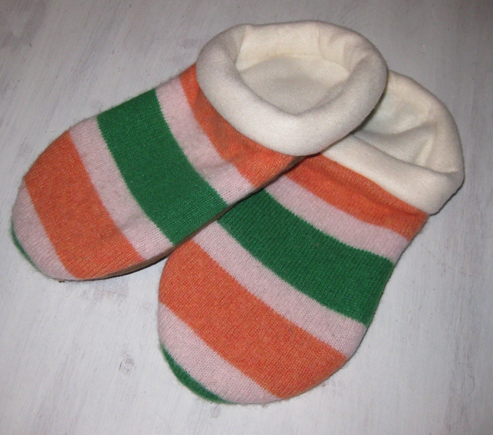 Peachy Keen Pink and Green Fleece Lined Sweater Slippers - W9/9/5