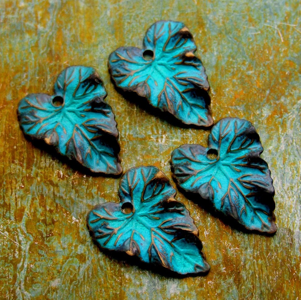Small Wavy Aged Verdigris Brass Leaf Charms - 4