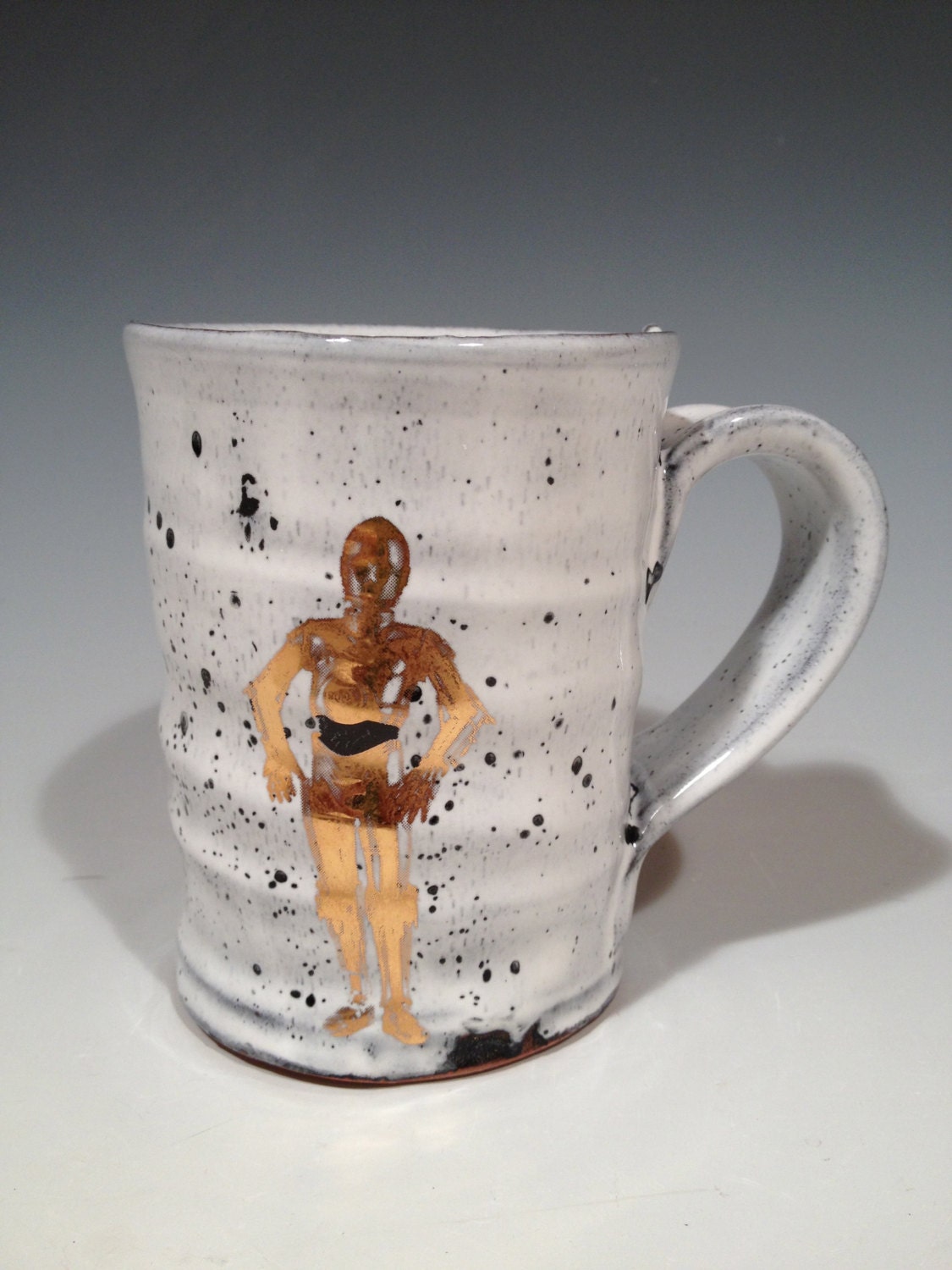 Handmade Star Wars mug with C3PO in gold.