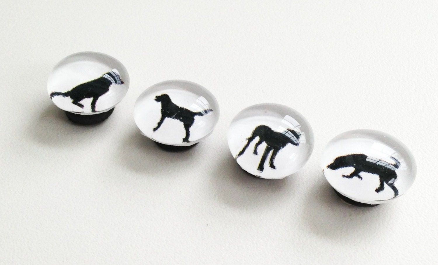 Good Dog- magnets/push pins