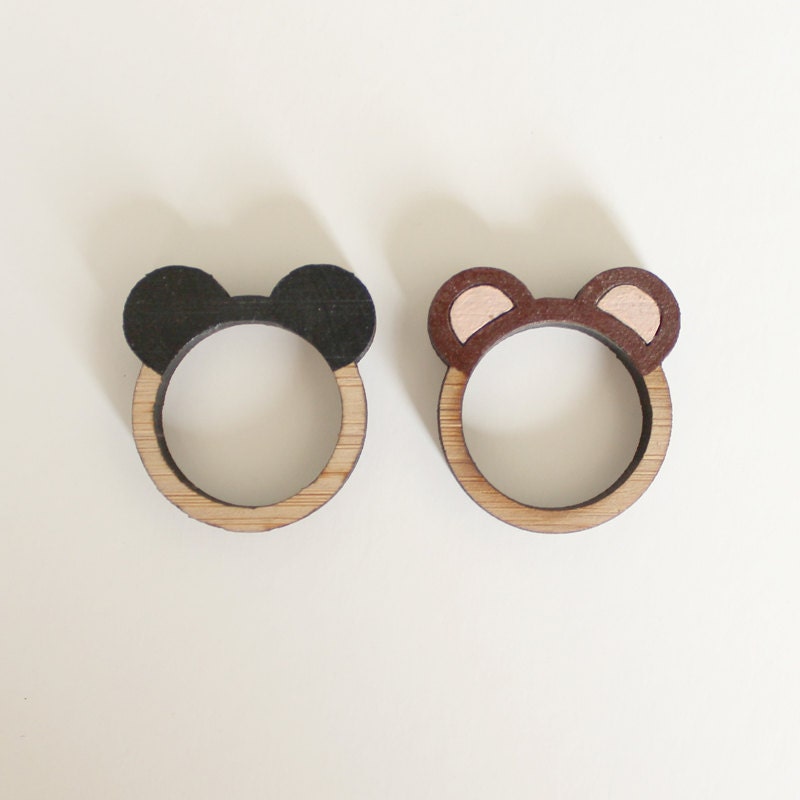 Bamboo Silhouette Bear Ring
