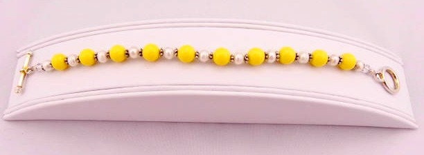 Beaded Bracelet-Bright Sunny Yellow Acrylic Beaded Bracelet-Mother's Day Gift Idea-Gift Idea-10% off Coupon Code-Free Shipping in the USA