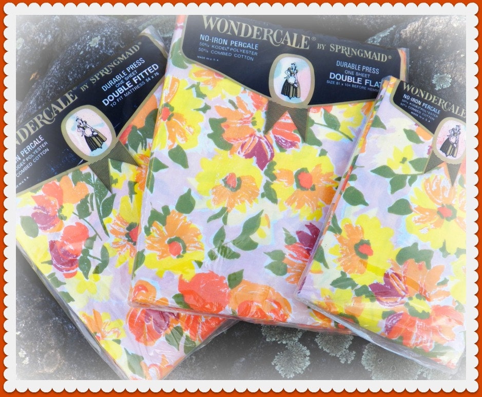 Vintage 1970s Floral Sheet Set in Original Packaging - Sunny Yellow  & Tangerine Floral - Incl. Pillow Cases Top and Fitted Sheets