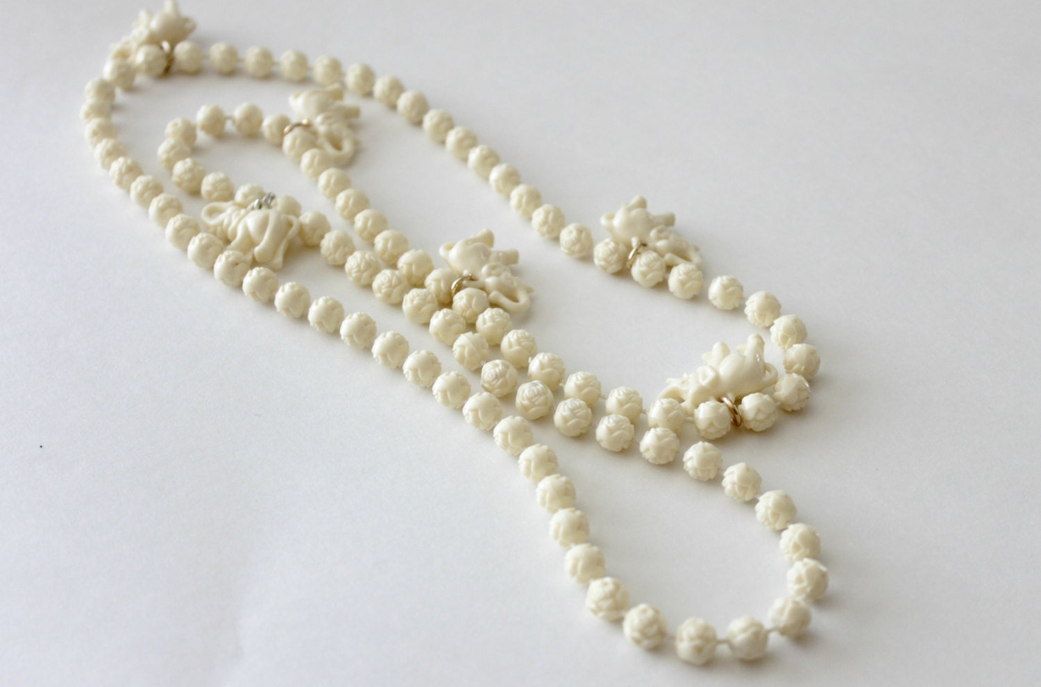 1960s Necklace / Vintage Necklace / Ivory Elephant Charm Necklace