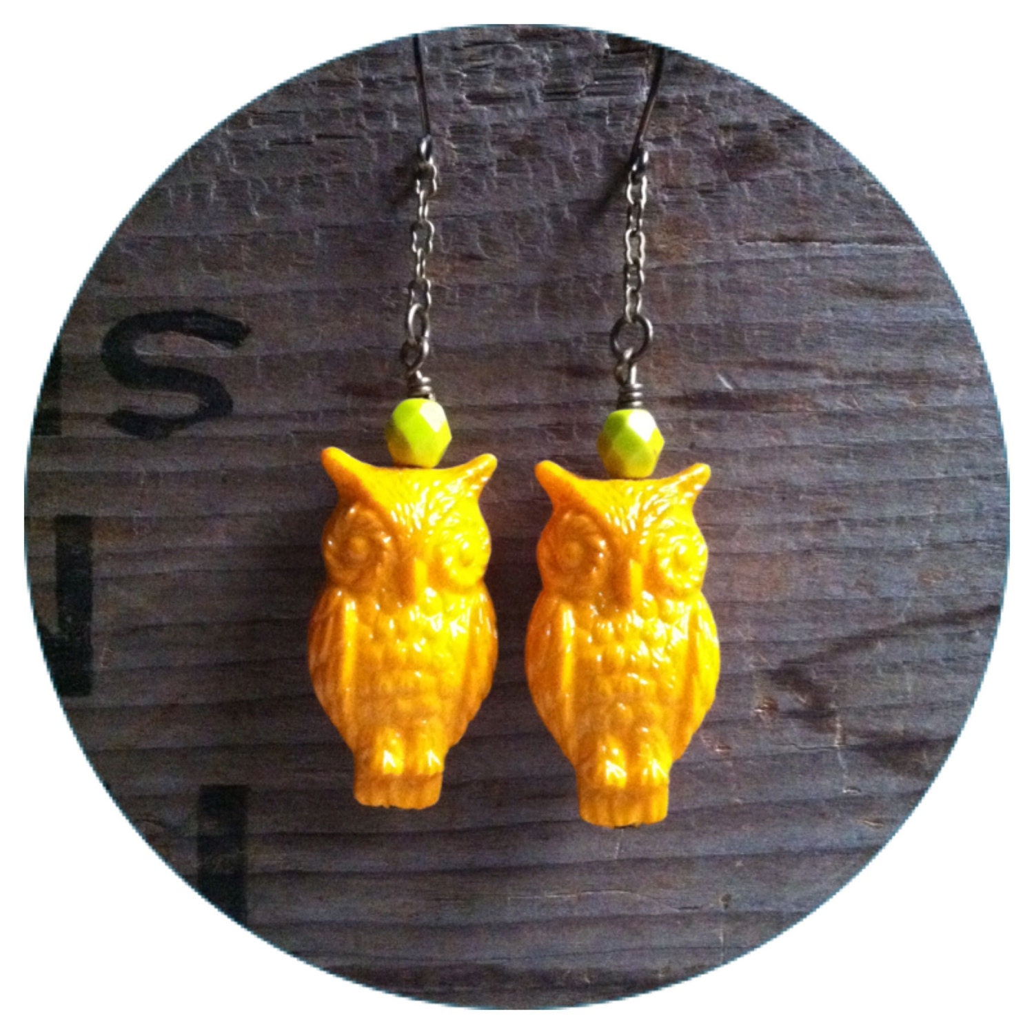 Owl earrings - vintage yellow - lucite owls on antique brass chain - woodland