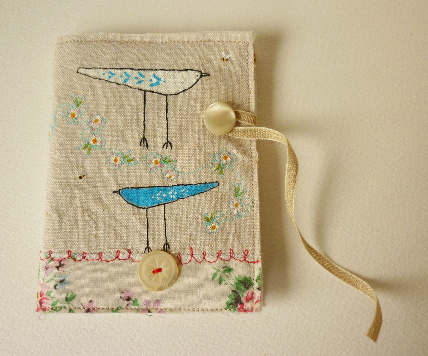 Screen printed - hand painted - French linen NEEDLE CASE .. pin keep ..  Birds and buttons