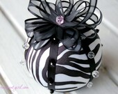 No sew fabric ball ornament pattern - Instructions - DIY - Ornament Tutorial