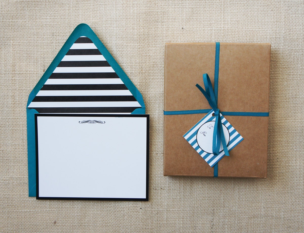 Classic Peacock Social Stationery