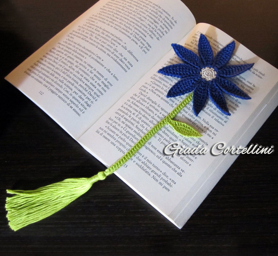 RESERVED for LIBERA - Flower Bookmark - Cotton yarn Crochet Blue acid green Leaf Tassel Book Reading Daisy Vintage Retro