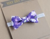 newborn baby toddler girls fabric bow headband - purple floral bow - grey glitter elastic