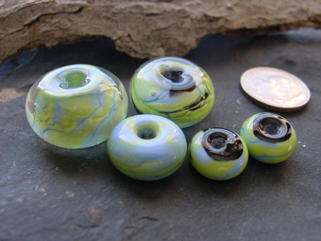 Handmade Lampwork Glass Bead Set. Spring Green Sky Blue n Black. Jewelry Supply. LWS-35