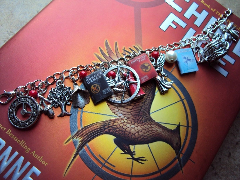 NEW ADULT SIZE HungerGames Books Fringe Charm Bracelet