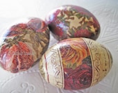 Rose Easter Eggs, Red Easter Eggs, Red and Cream Easter Eggs, decoupage eggs, cottage style eggs, Victorian Easter Eggs