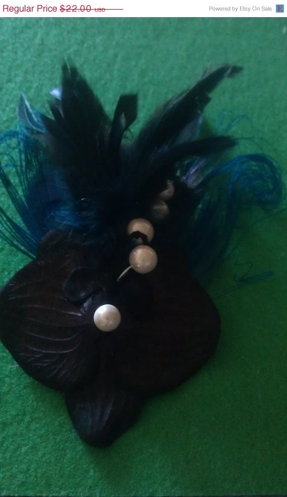 ON SALE Black, Black fascinator, peacock, peacock feather, pearl, hair, hair clip, hair fascinator, pin up, bridal, wedding,cocktail party