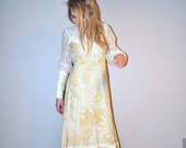 70s gunne sax dress // butter yellow and cream flowers // vintage 1970s corset hippie wedding dress