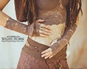 LACE WRIST CUFFS - Gloves Arm warmers - Boho Babydoll Lolita Shabby chic Rustic romantic -Vintage Purple: Cl-B