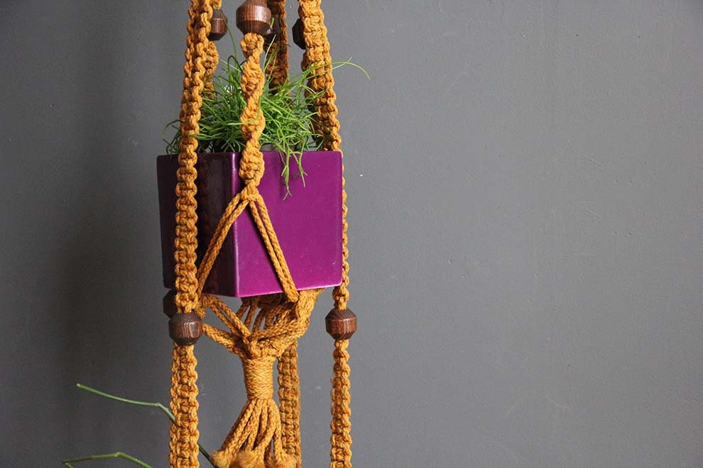 Chunky Knotted Two-Tiered Modern Jute Plant Hanger
