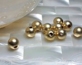 8mm Beads 14kt Gold Filled Satin finish/Matte gold seamless Round 2pcs