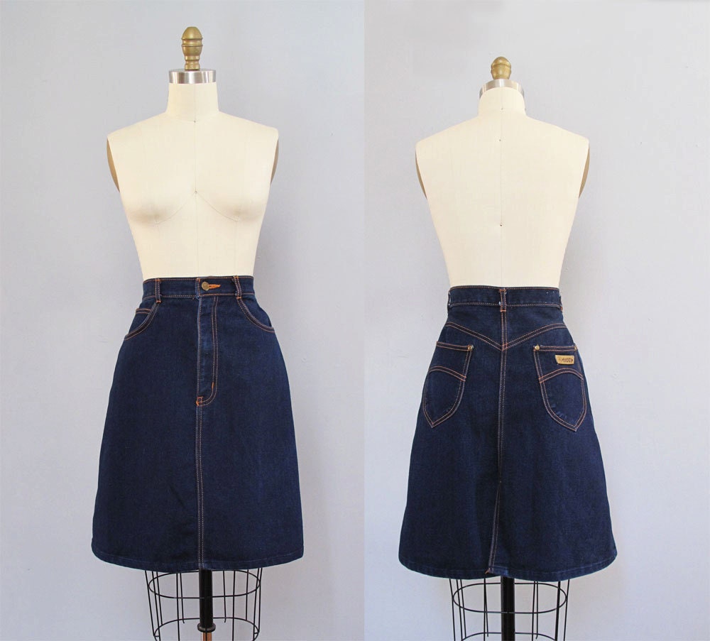 vintage 1980s HIGH WAISTED dark denim jean mini skirt S M