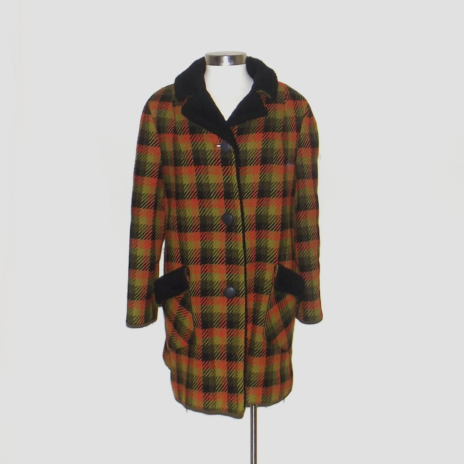 1970s coat / vintage 70s plaid jacket / plus size / Mod Blizzard Jacket