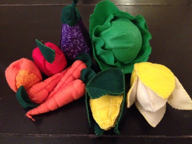 Mimi's Felt Food - 10 pc Fruit and Veg - IMPROVED