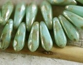 MINTY DAGGERS .. NEW Czech Picasso Glass Dagger Beads (3423-st)