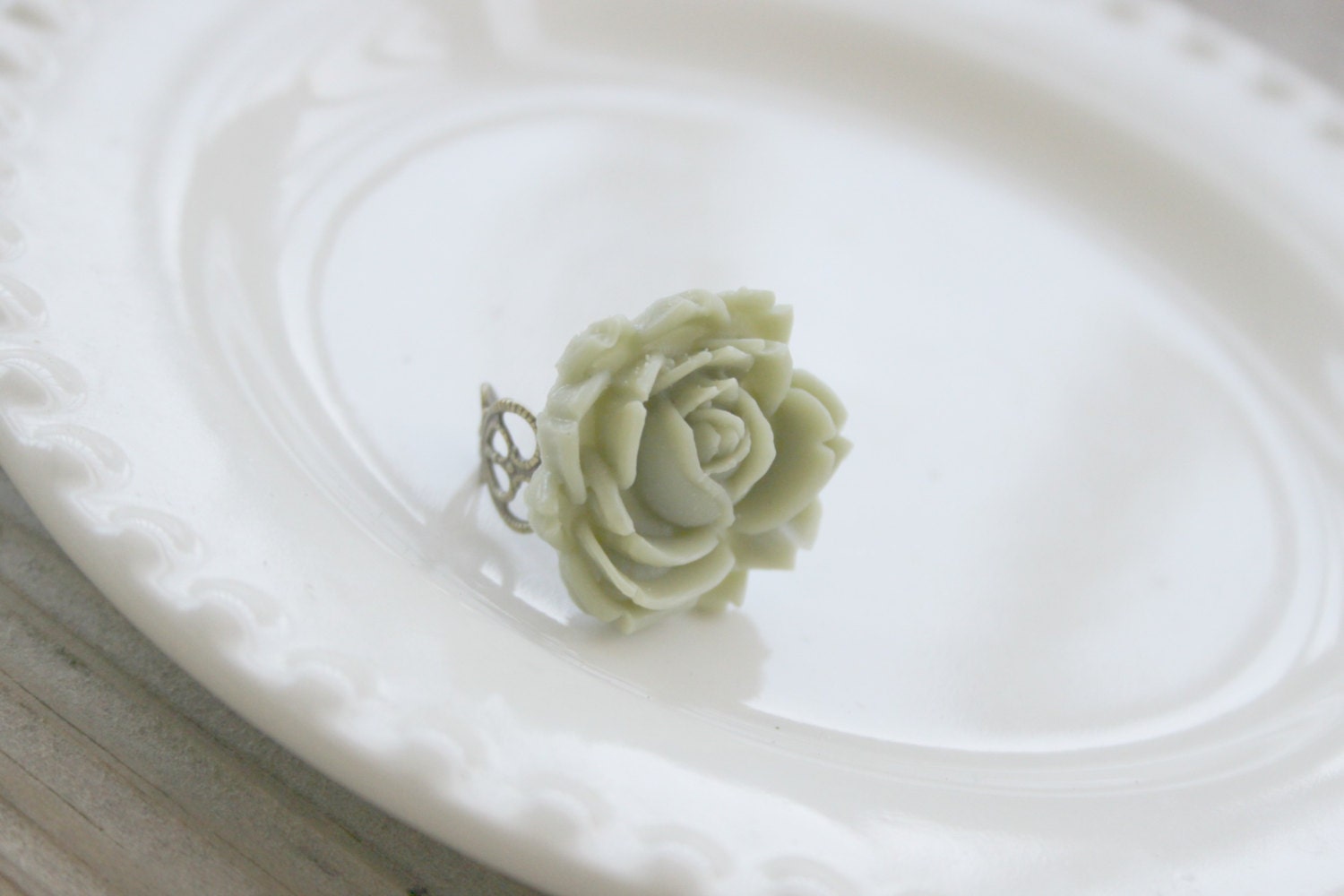 Moss Green- Bronze Floral Ring