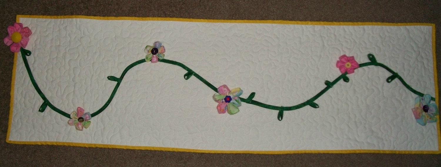 Garden Inspiration Quilted Table Runner