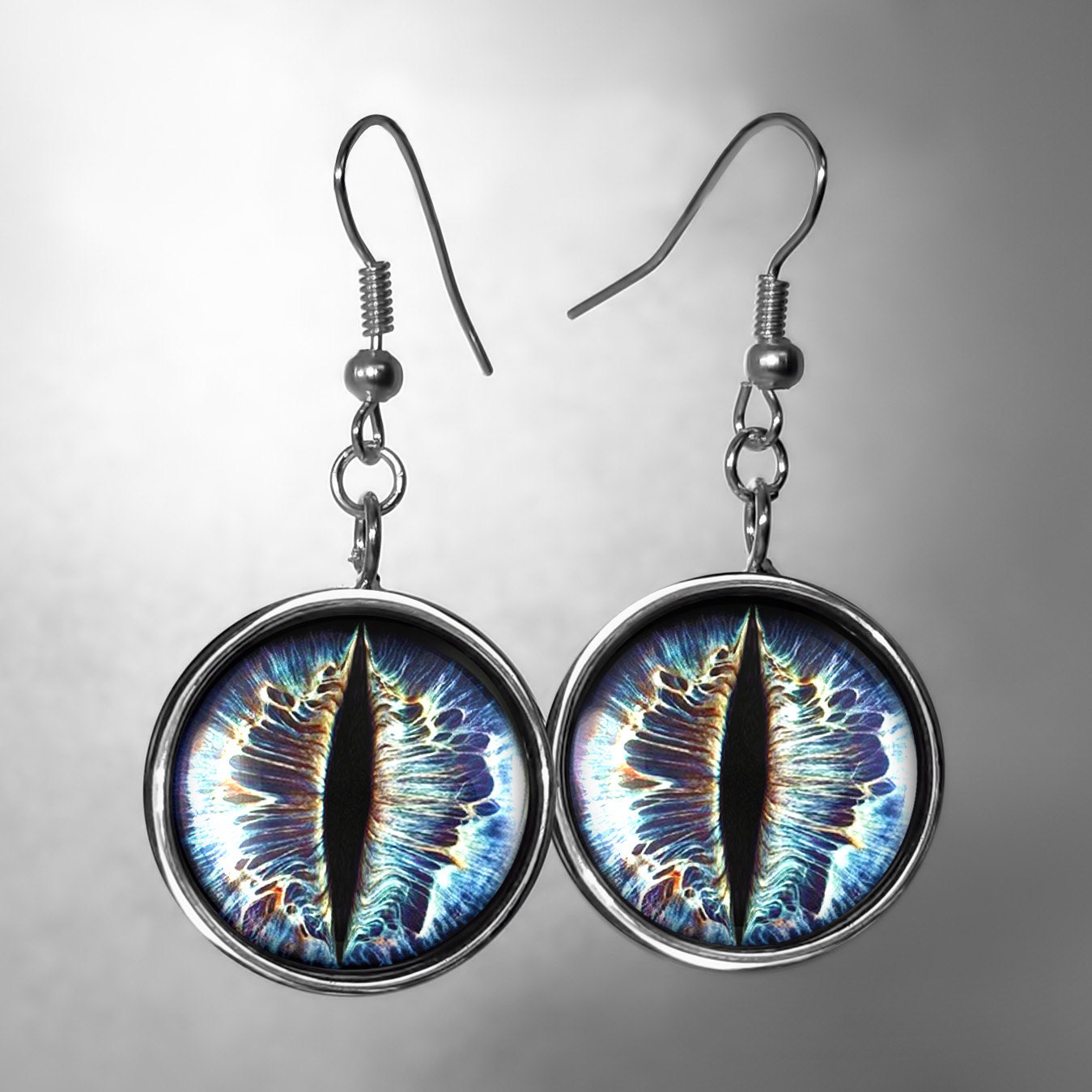 Blue Cat Dragon Fantasy Eye Sci Fi Taxidermy Eyeball Silver Earrings 568-ERS